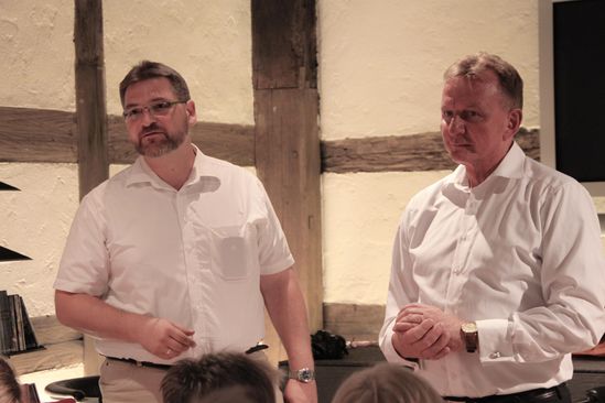 Der Ravensburger OV Vorsitzende Felix Rückgauer mit SPD-Fraktionschef Claus Schmiedel